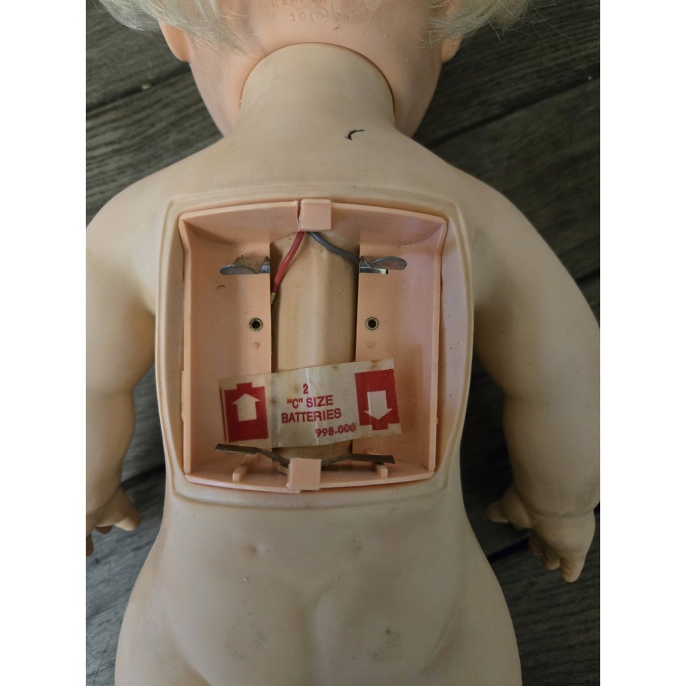 Vintage 1973 Kenner Original Baby Alive 16" Vinyl Doll Blue Eyes NOT WORKING - Picture 5 of 15